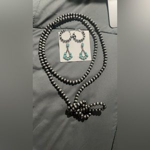 Western Vintage Navajo Pearl (not real pearl)